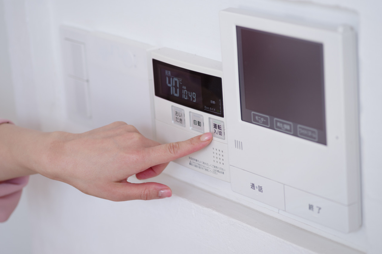 お風呂の温度調整ボタン